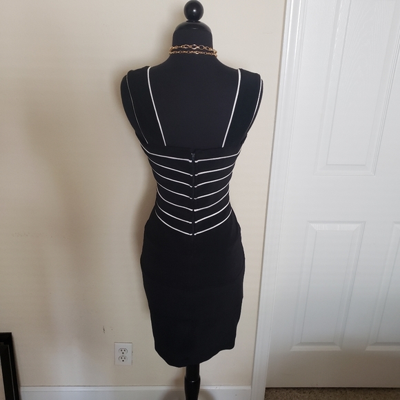 Tadashi Bandage Black Dress - Picture 6 of 7